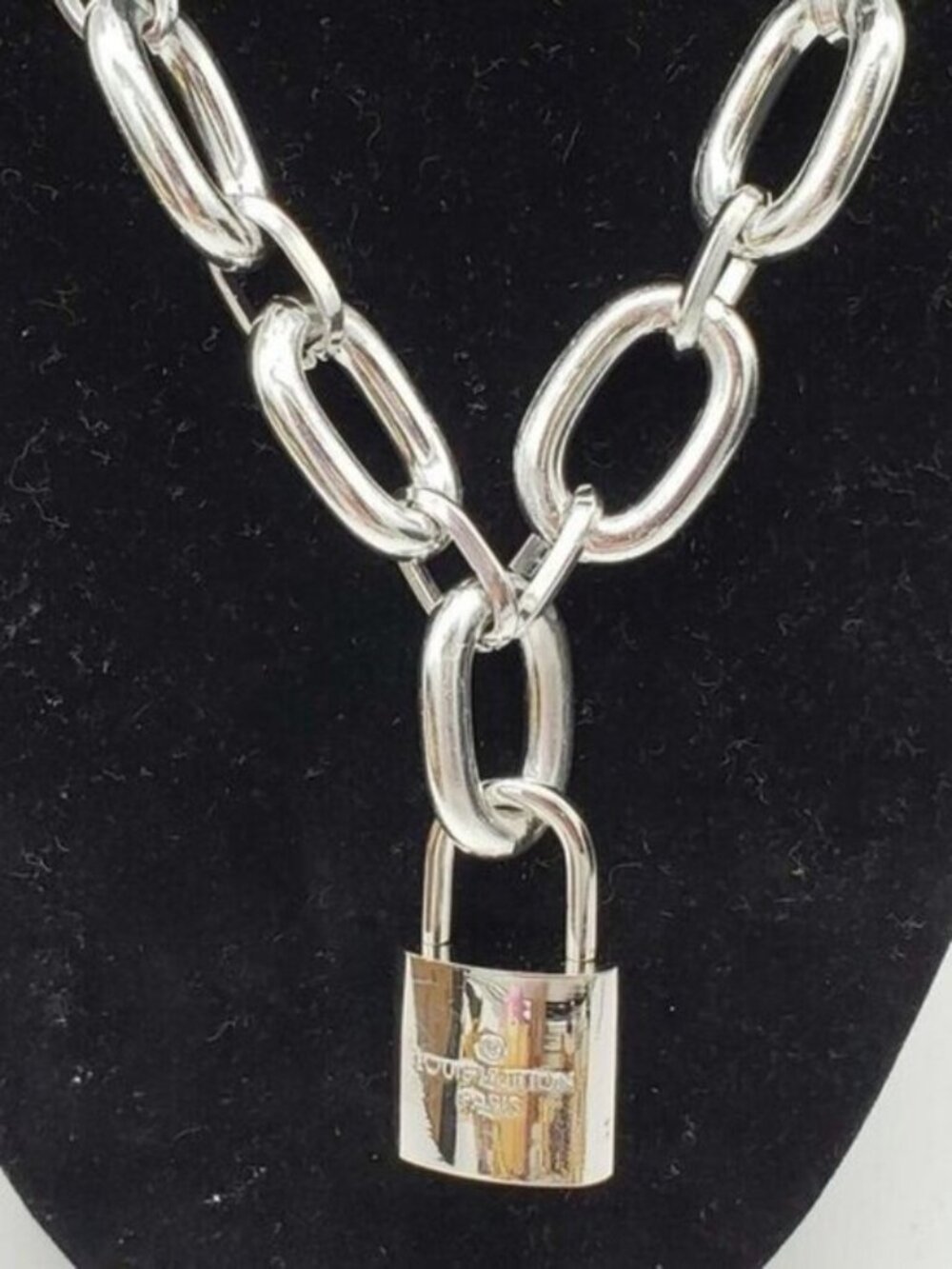 Authentic Louis Vuitton Silver Padlock With Silver Plated Chain Necklace - Picture 6 of 6